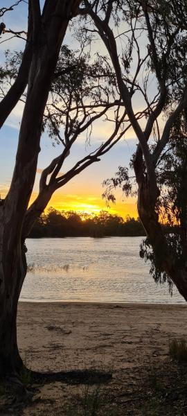 Riversands Rest Accommodation Paringa - Coobah Cottage